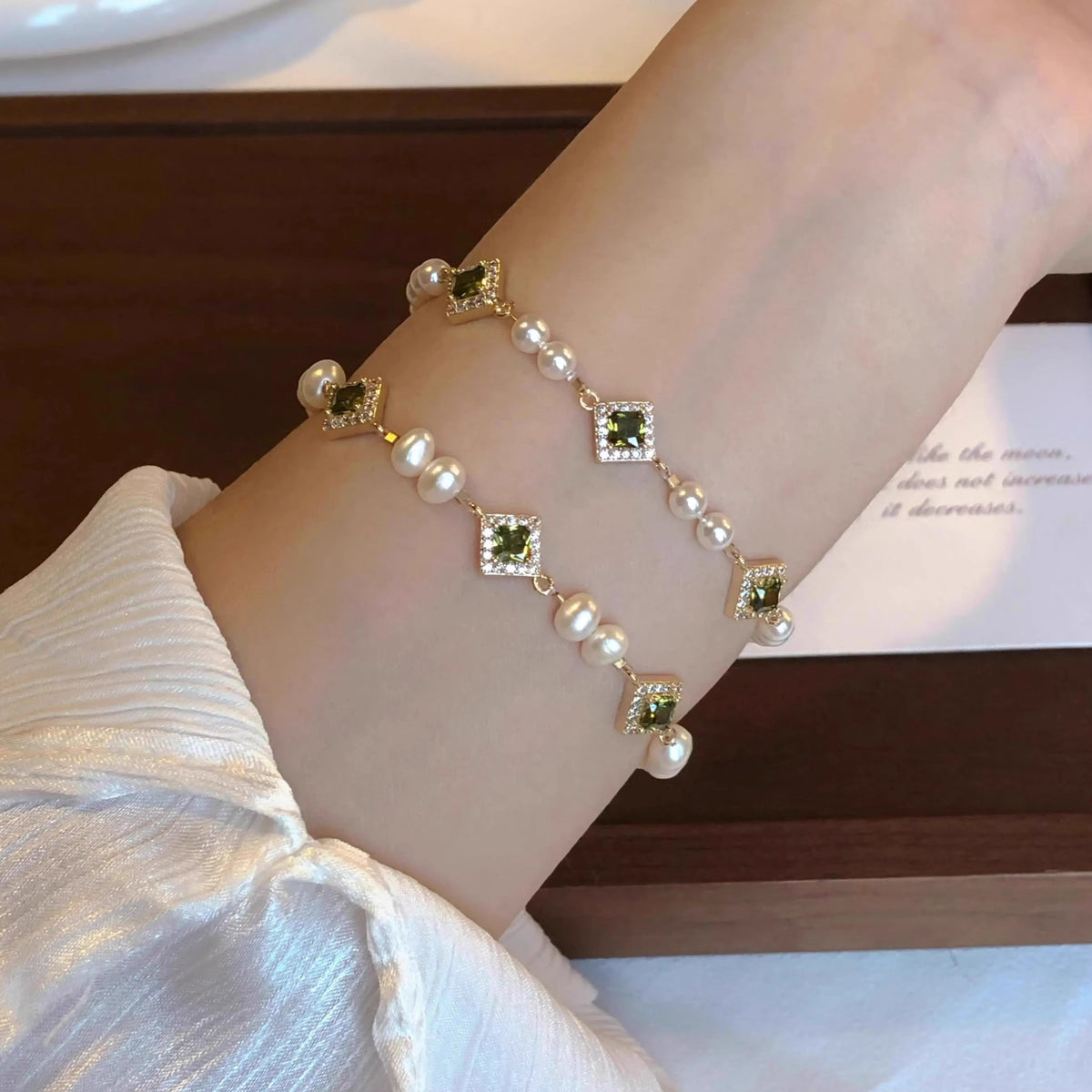 Pearl bracelet